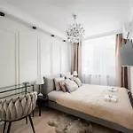 Grand 5min From Station With A Balcony& Air Conditioning