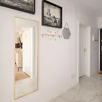 Grand 5min From Station With A Balcony& Air Conditioning * Varsovie