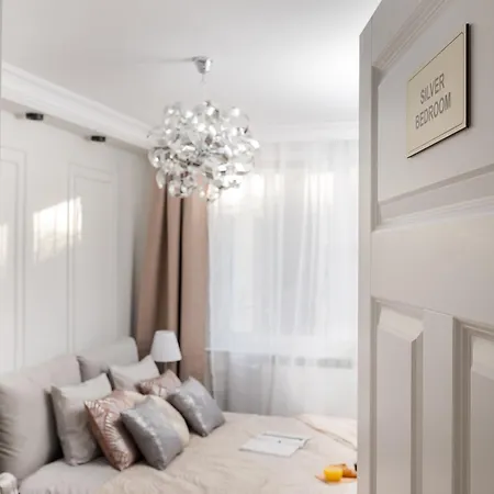 Apartament Grand 5min From Station With A Balcony& Air Conditioning *